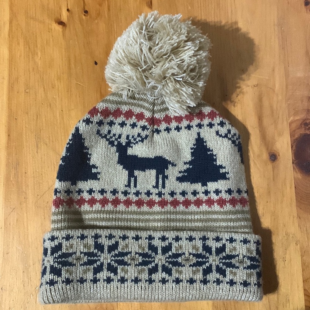 Cotton On, one size fits all, tan winter beanie.